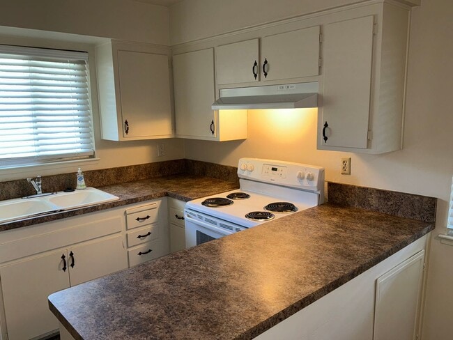 Building Photo - 8001 San Cosme Dr
