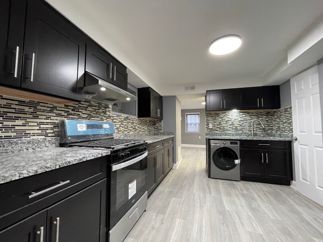 Foto principal - 3323 S Lowe Ave