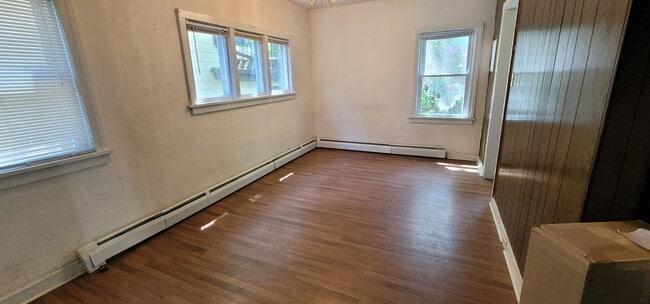 Foto del edificio - Duluth, MN - 4 bed - 2 bath - Single Famil...