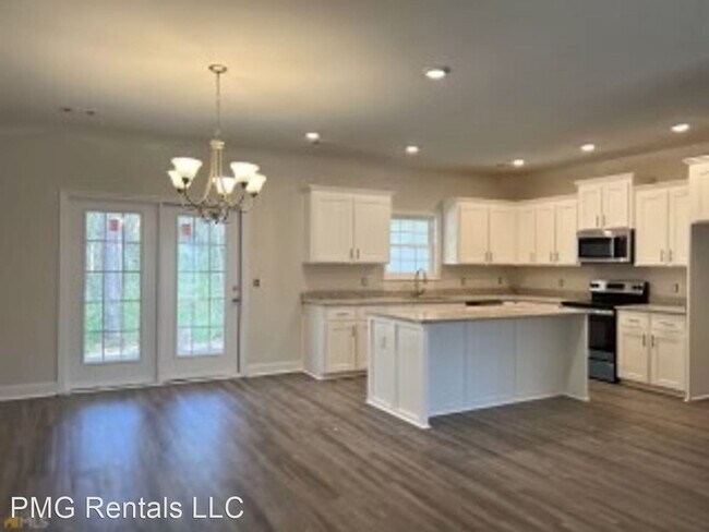 Building Photo - 5 br, 3 bath House - 311 Brighton Way