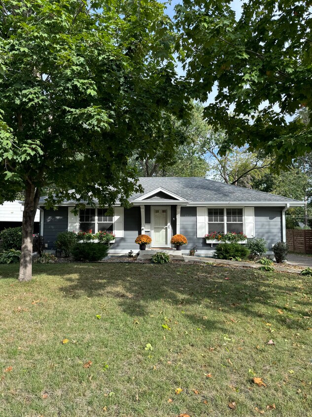 Lovely front year and large back yard. - 6511 Oliver Ave S