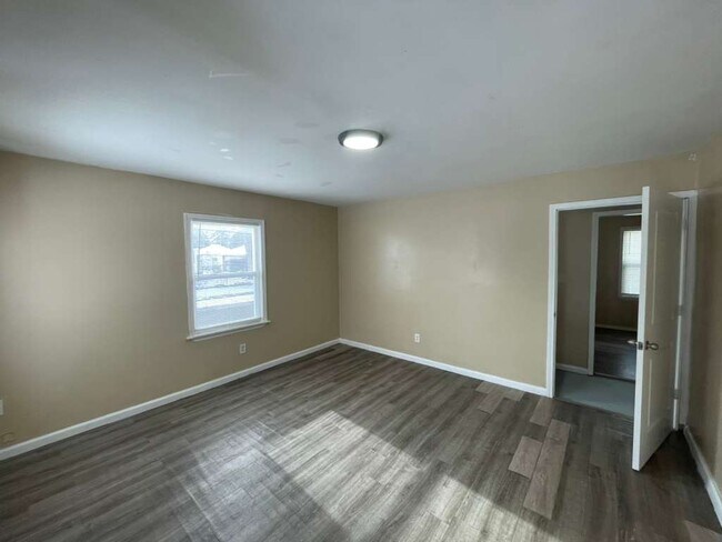 Foto del edificio - 19303 Fairport St