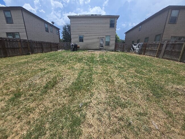 Building Photo - 6623 San Miguel Way