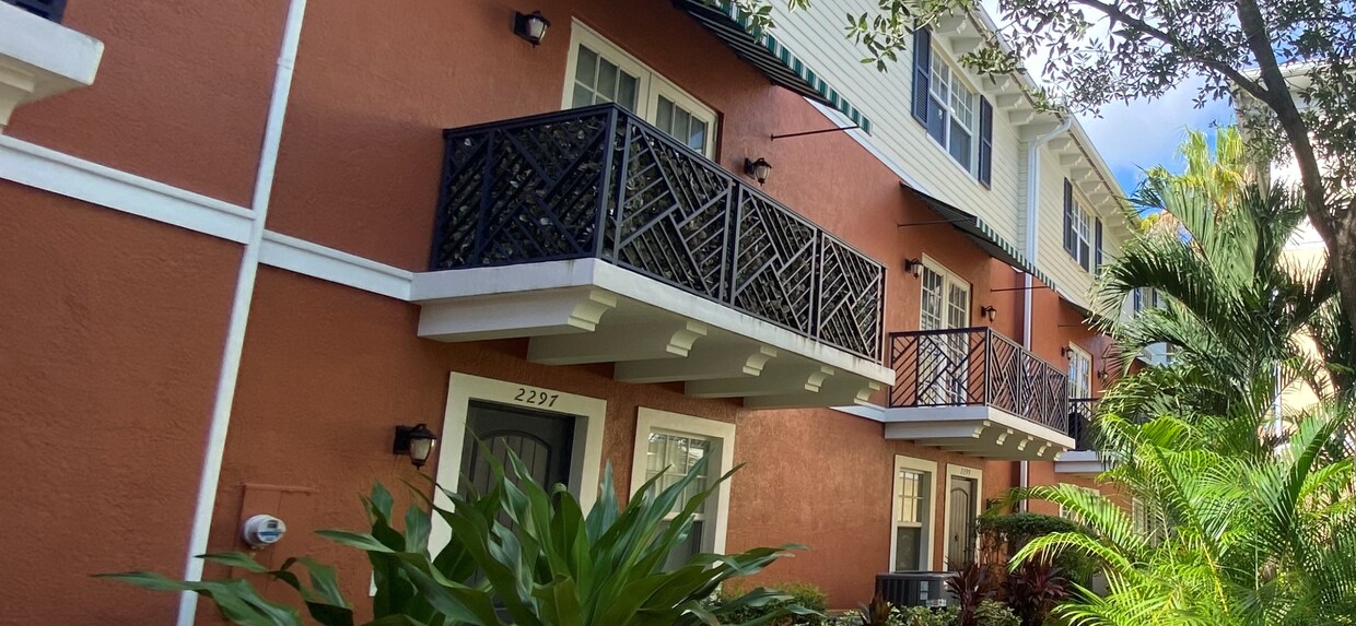 2299 NE 9th Ave, Wilton Manors, FL 33305 Townhome Rentals in Wilton