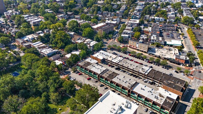 Foto del edificio - 1516 N Clayton St