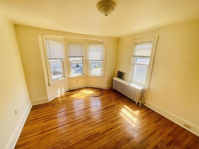 Foto del edificio - 1551.5 Northampton St