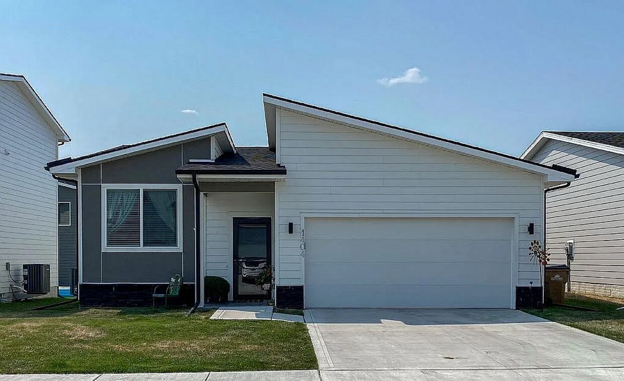Primary Photo - Modern 3-Bedroom Ranch in Grimes – Availab...