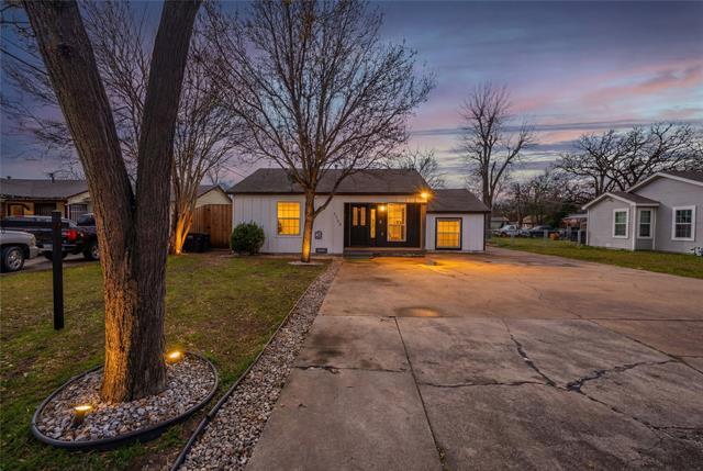 Foto del edificio - 3732 Honeysuckle Ave