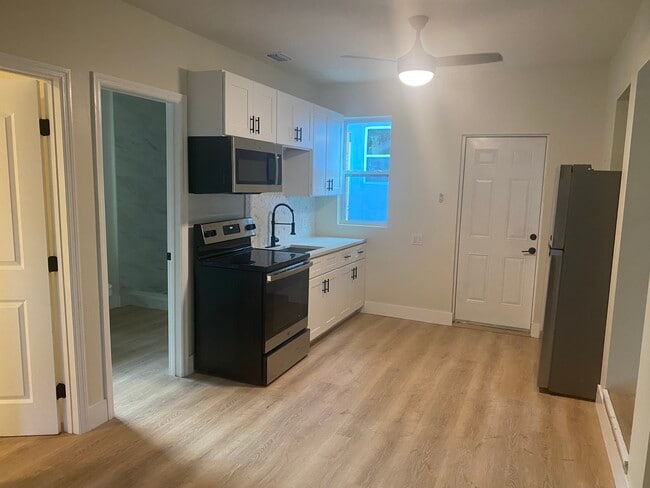 Photo - 1720 27th Ave N House