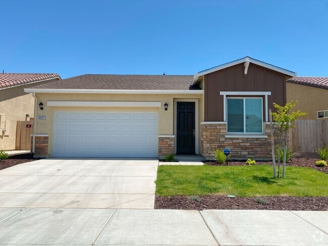 Building Photo - 4422 Andrea Dr
