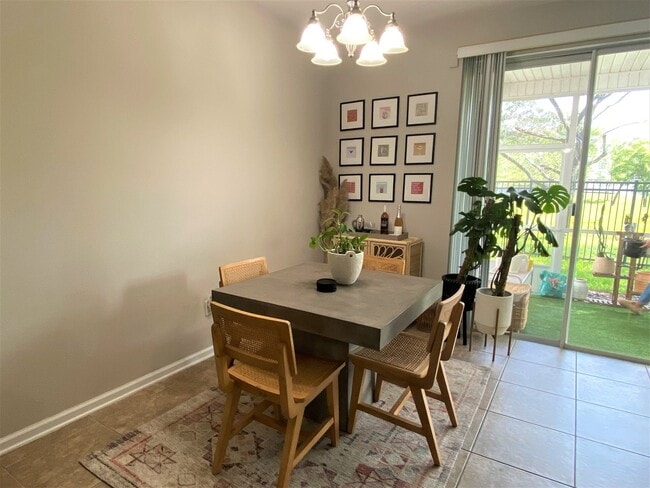 Building Photo - 4877 Castlegate Ct
