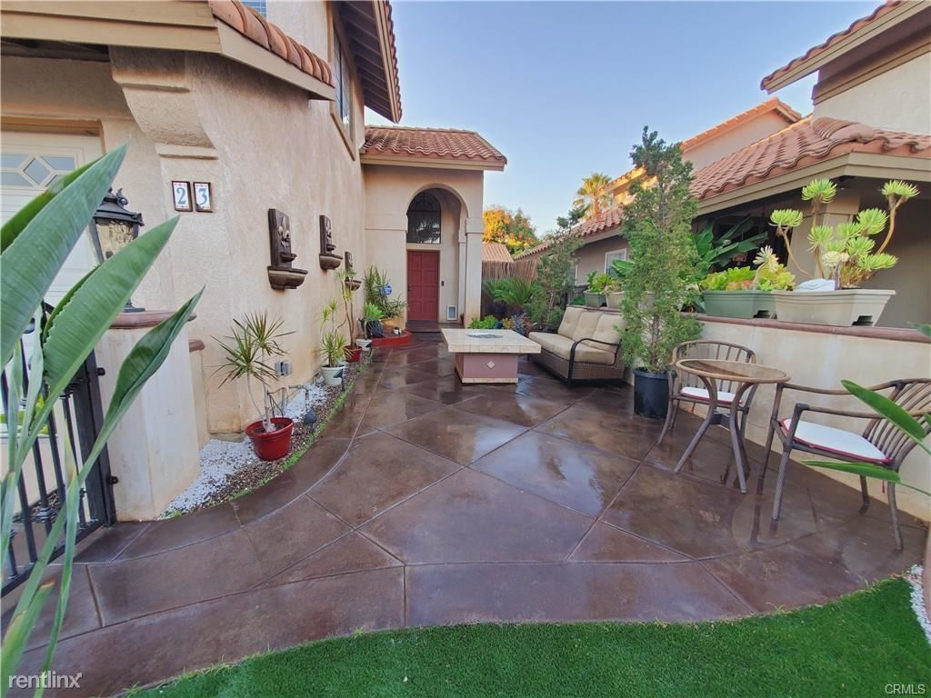 Primary Photo - 3 br, 2.5 bath House - 23 Via Joaquin