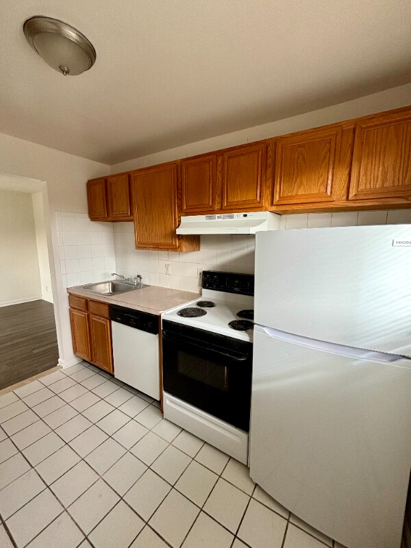 Foto principal - 784-784 Millersport Hwy