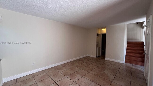 Foto del edificio - 9807 NW 4th Terrace