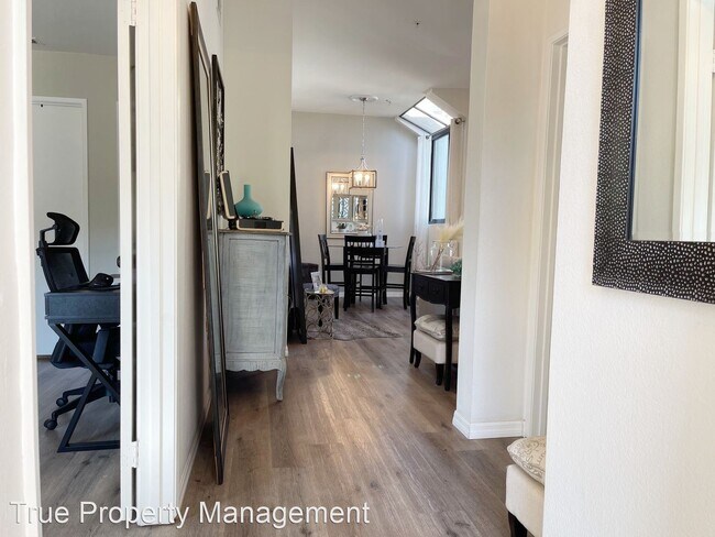 Building Photo - 2 br, 2 bath House - 17661 Sergio Cir Unit...