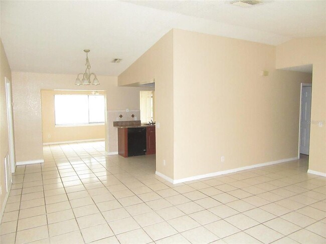 Building Photo - 1620 Maracaibo St