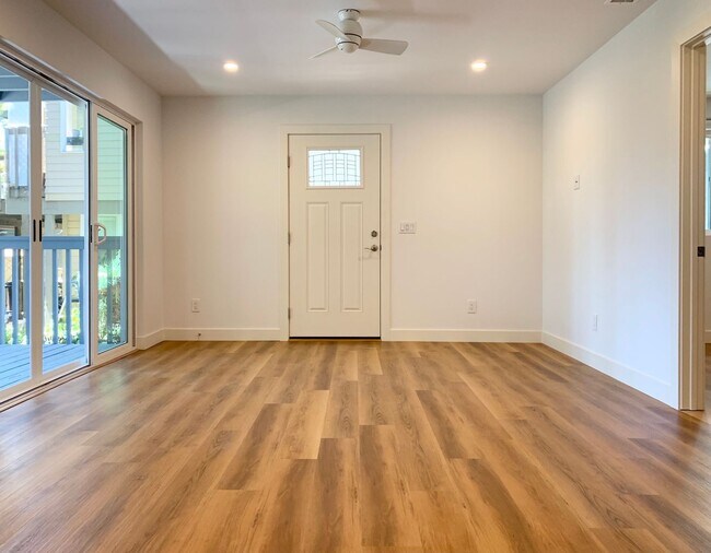 Foto del edificio - Completely Renovated Apartment with Canyon Views