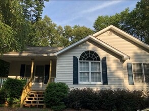 Building Photo - 171 Sleepy Hollow Rd