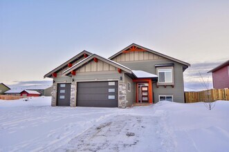 Building Photo - 8323-A-8388 88 Ave