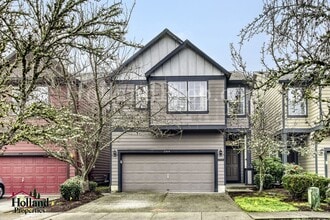 Building Photo - 244 NW Glencory St