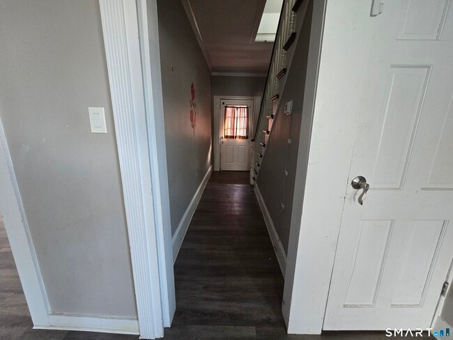 Building Photo - 106 Hanover St