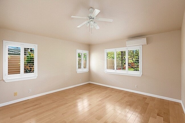 Building Photo - Beautiful 5 Bedroom 3.5 Bath House in Lihue