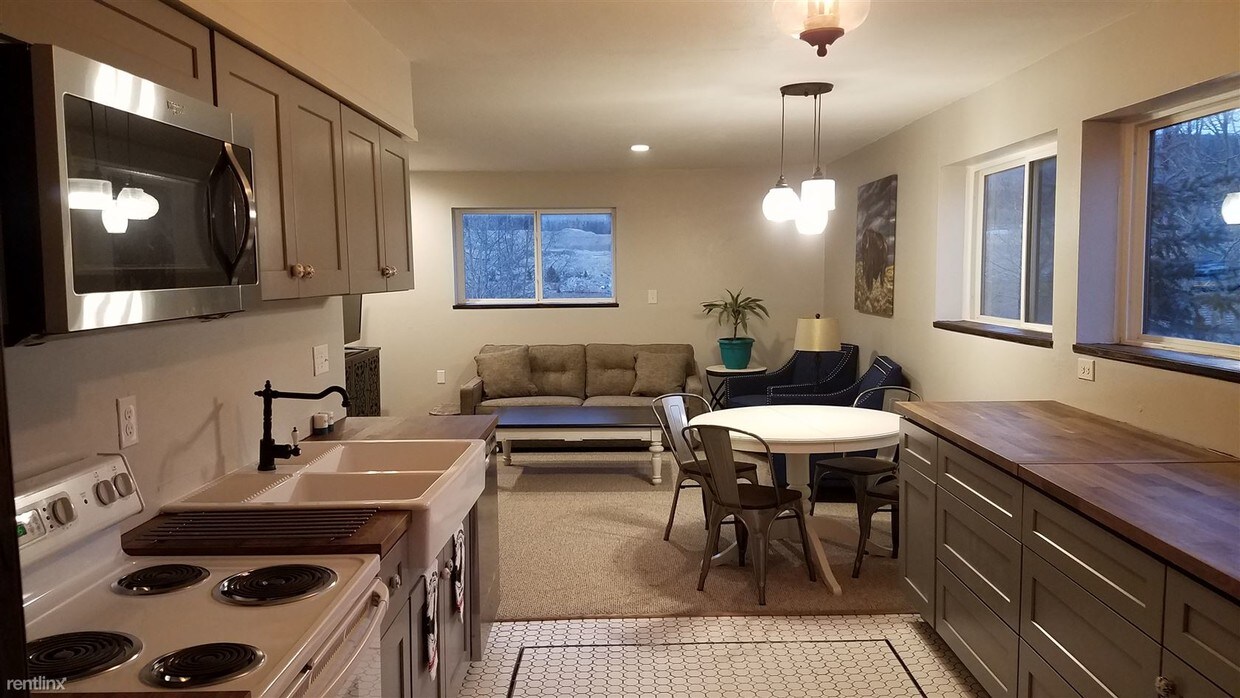 56 S Main St, Alma, CO 80420 Condo for Rent in Alma, CO