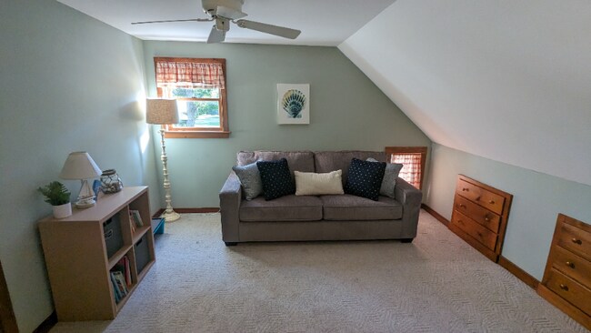 Foto del edificio - 18 Chamberlain Ct