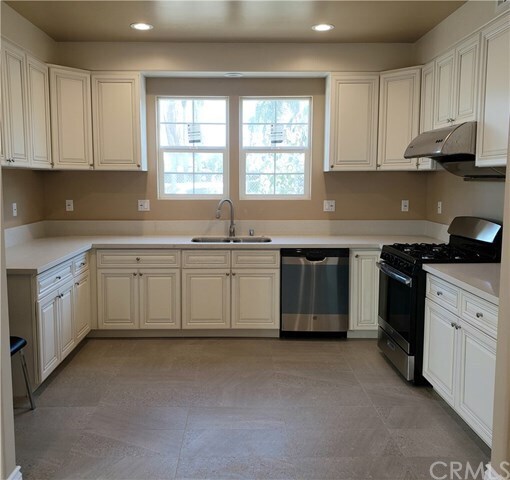 Foto del edificio - 1026 W Fernleaf Ave