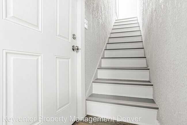 Foto del edificio - 2 br, 1 bath House - 4770 Vine St