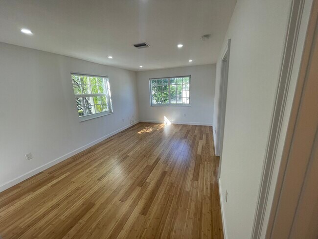 Foto del edificio - 14451 SW 122nd Pl