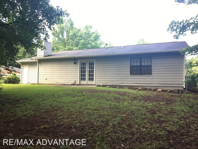 Building Photo - 3 br, 2 bath House - 1172 Sheffield Ct