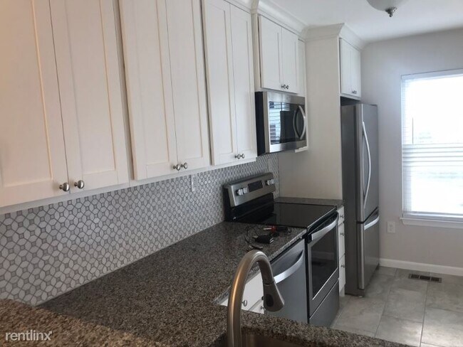 Foto del edificio - 2928 Hickory Leaf Way