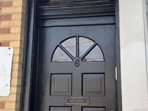 Building Photo - 6 Nassau Blvd