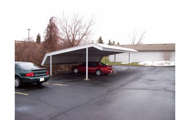  - 5841-5847 Ryewyck Dr