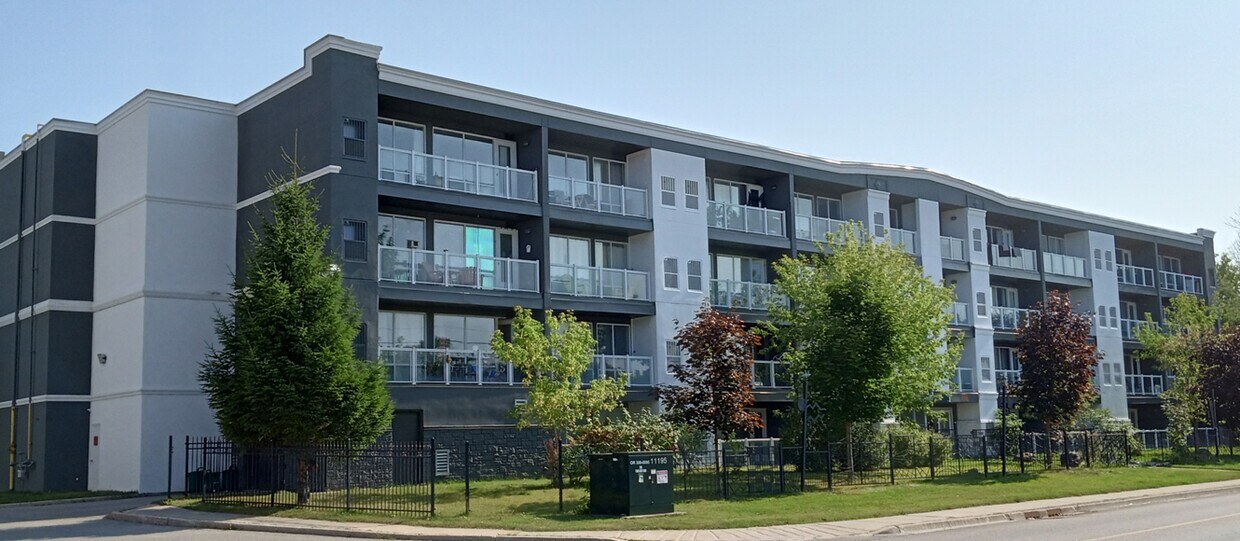 Photo principale - 95 Barrie Rd