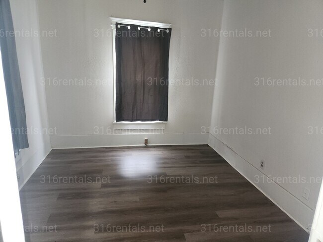 Foto del edificio - 1152 N Cleveland