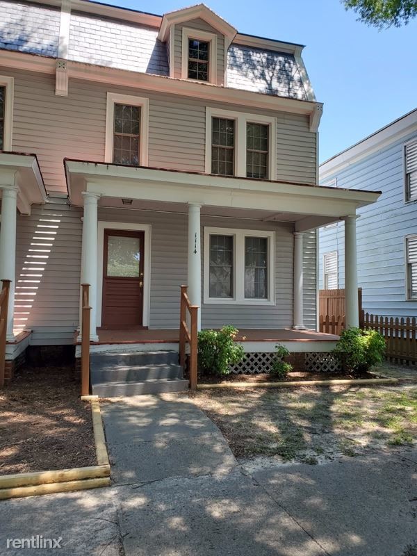 Primary Photo - 2 br, 1.5 bath Townhome - 1114 Main St