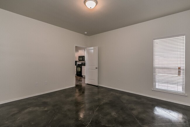 Building Photo - 3/2 Townhomes on Mosley