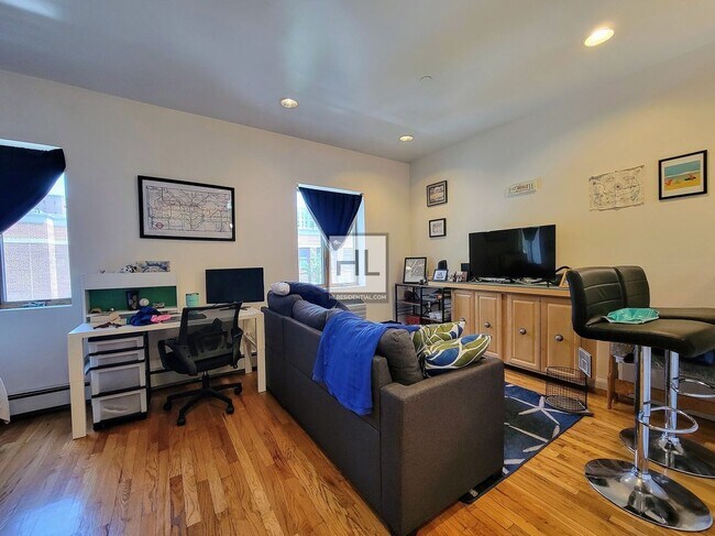 Foto del edificio - Large, Bright Studio next to Central Park
