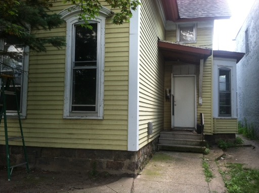 Building Photo - 306 E Lincoln Ave