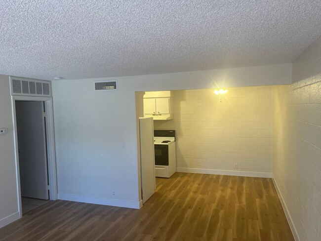 Foto del edificio - 1 Bedroom 1 Bath In Central Las Vegas