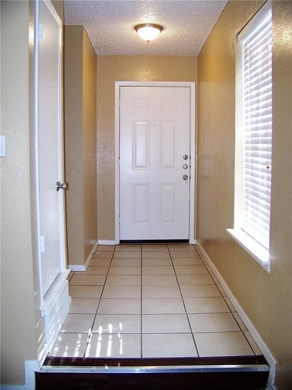 Building Photo - 7213 Lake Country Dr