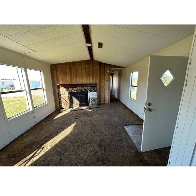 Foto del edificio - 315 Walker Ct