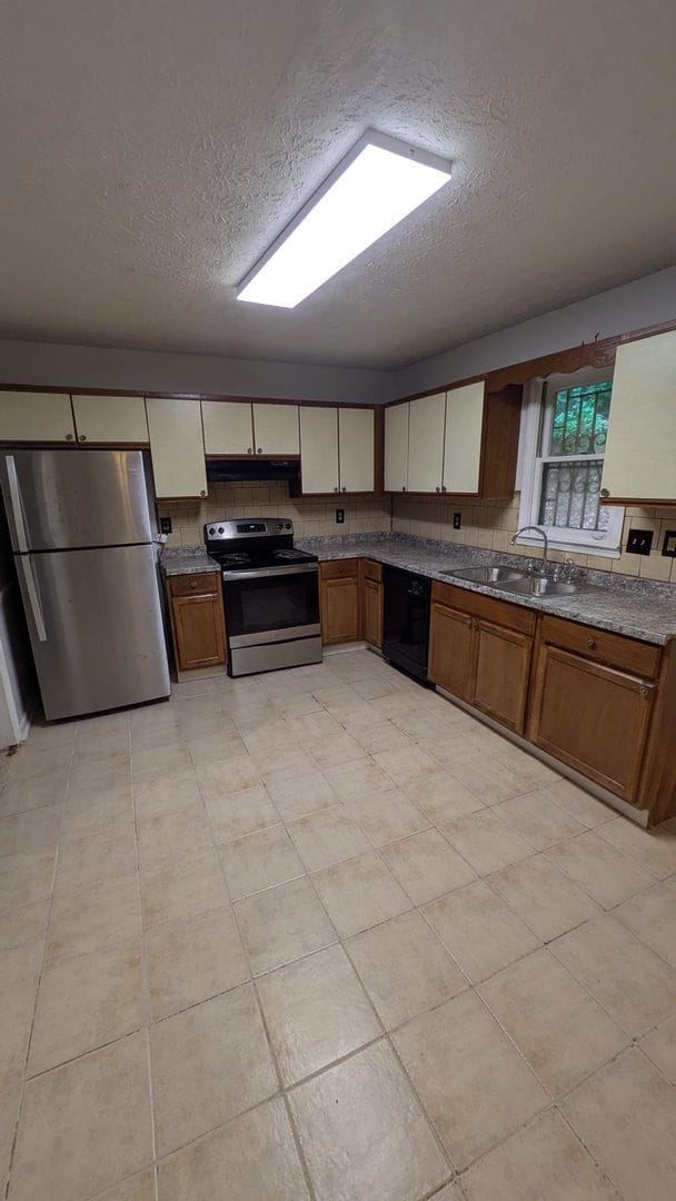 Building Photo - 4438 Coopers Creek Dr SE