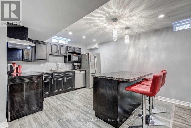 Building Photo - 134 Ascalon Dr