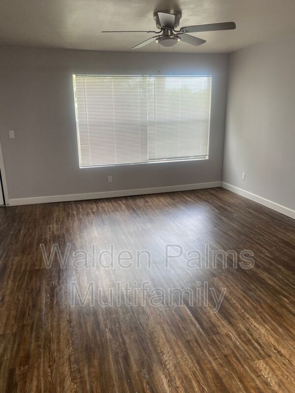 Foto del edificio - 4744 Walden Cir