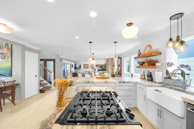 Building Photo - Exclusive 4 Bedroom, 2 1/2 Bath Single Fam...