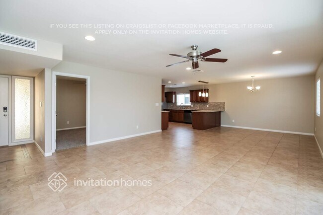 Foto del edificio - 1821 E La Donna Dr