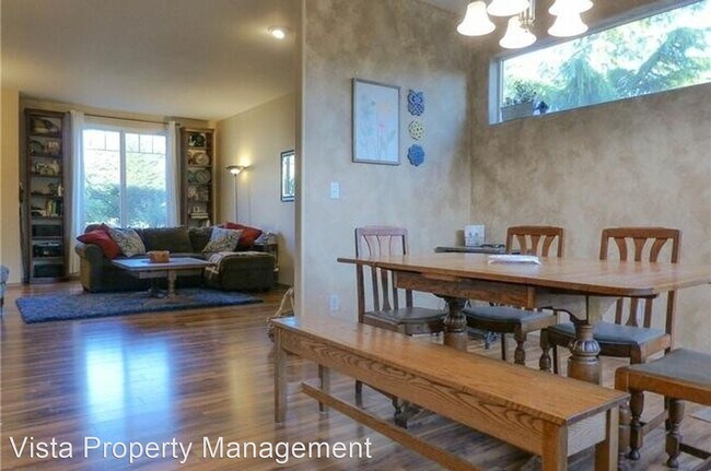 Foto del edificio - 4 br, 2.5 bath House - 18614 84th Ave. Ct. E.